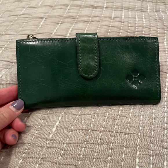 Patricia Nash Handbags - Patricia Nash Genuine Leather Long Wallet